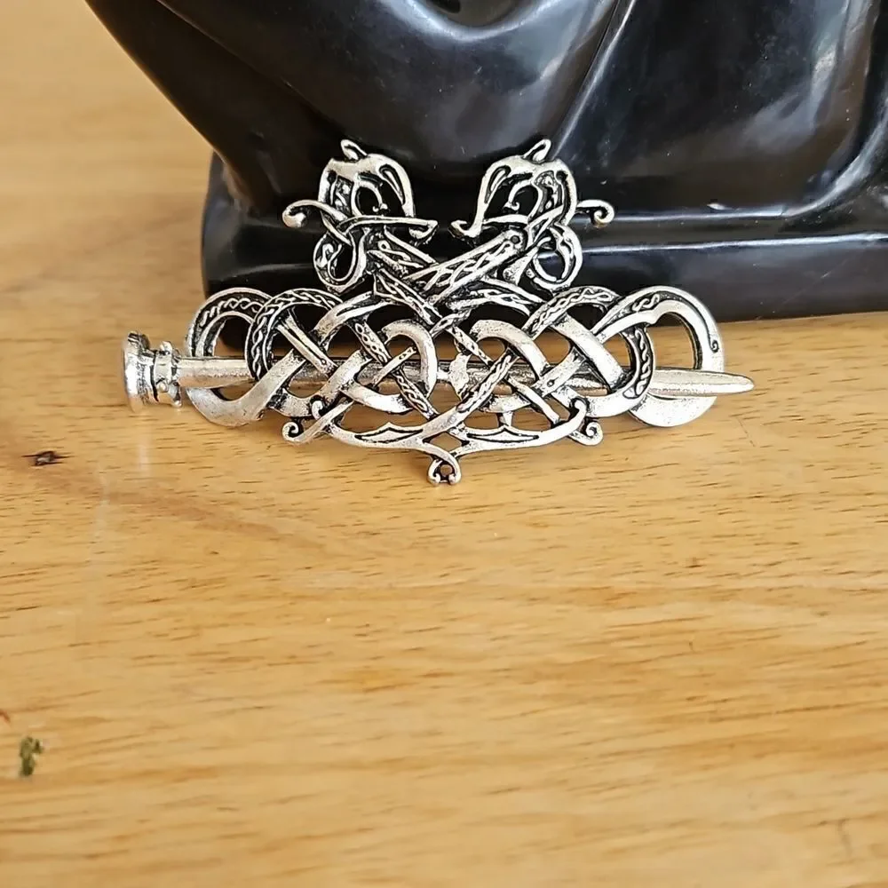 NWOT Silver toned 2 piece Celtic barrette